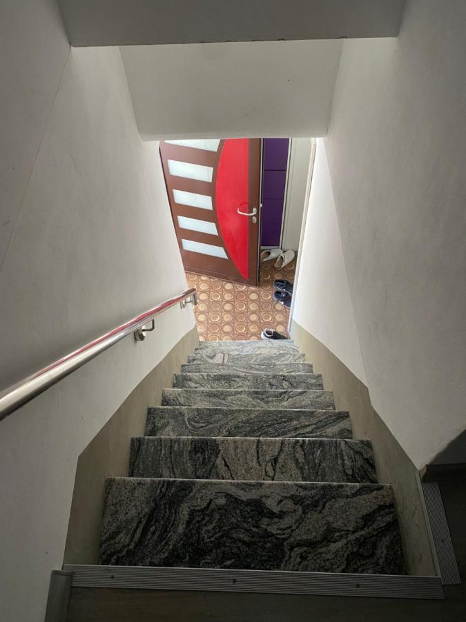 شقة Apartma Emina كوبر المظهر الخارجي الصورة